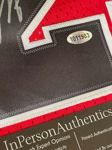 Jersey Autografiado Por Michael Jordan Autografo Certificado