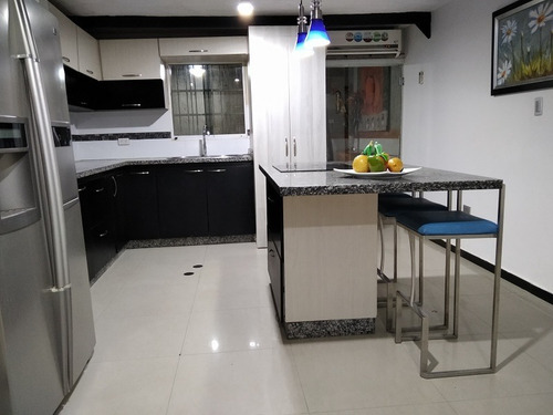 Imagen 7 de 20 de Town House En Venta En Nueva Barcelona. C.r Mar De Oriente