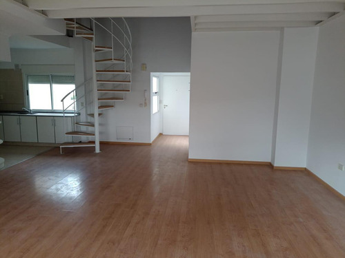 Imagen 3 de 11 de Departamento - La Lucila-vias/maipu