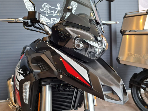 Imagen 8 de 25 de Benelli Trk 251 - No Voge, No Royal Enfield!