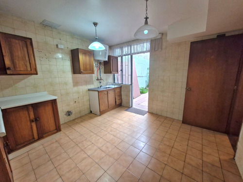 Se Arrienda Casa Con Giro Comercial En Concepción