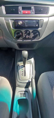 Imagen 3 de 12 de Mitsubishi Lancer Glx