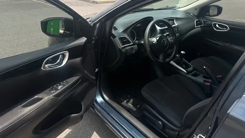 Nissan Sentra 1.8 Advance Mt