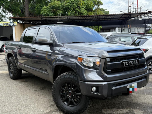 Toyota Tundra 2016