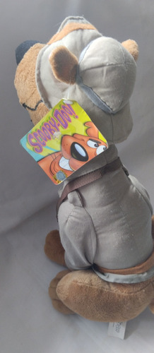 Lote De 3 Peluches De - Scooby Doo - Con Sudadera Y Safari (Usado)