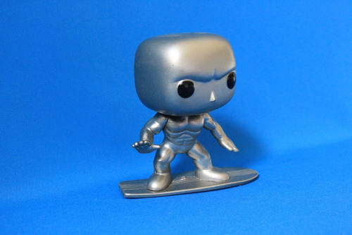 Silver Surfer 19 Funko Pop (Usado)
