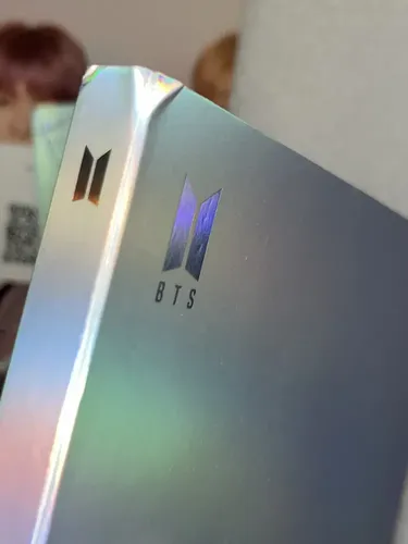 Brand New Original Bts Love Yourself: Resposta (versão L