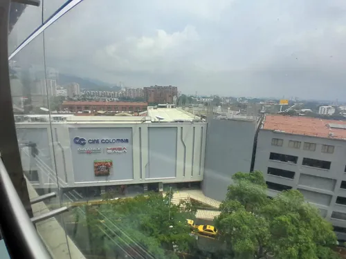 Local En Arriendo En Santa Mónica Residencial. Cod A11533