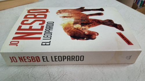 El Leopardo - Jo Nesbo - Roja Y Negra (Usado)