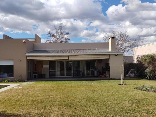 Venta Casa El Recodo Lote Central