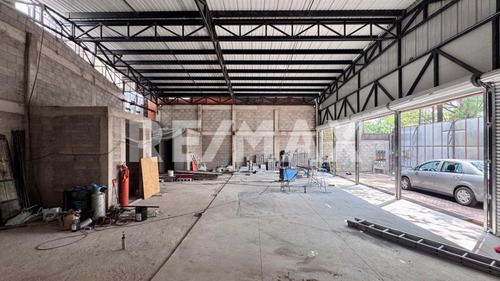 Renta De Local En Circuito Interior José Vasconcelos, Col.san Miguel Chapultepec, Miguel Hidalgo, Ciudad De México.