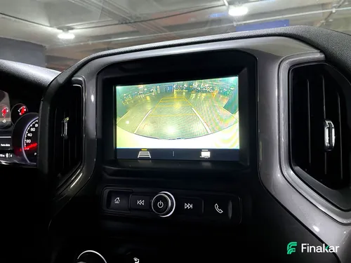 Chevrolet Silverado 4.3 V6 1500 WT Doble Cabina 4x2 At