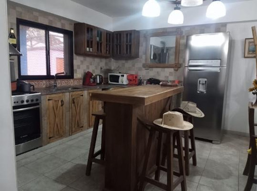 Imagen 14 de 25 de Exelente Casa Quinta En La Zona De Cañuelas - 4 Dor. Escritorio Y Oficina