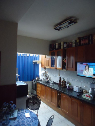 Apartamento En Pocitos 3 Dormitorios