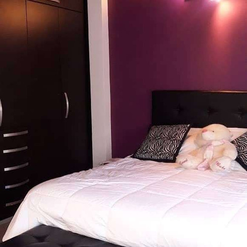 Imagen 3 de 8 de Venta De Town House En Altos De Paramillo