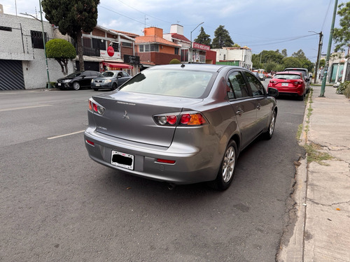 Mitsubishi Lancer 2.0 Es M At