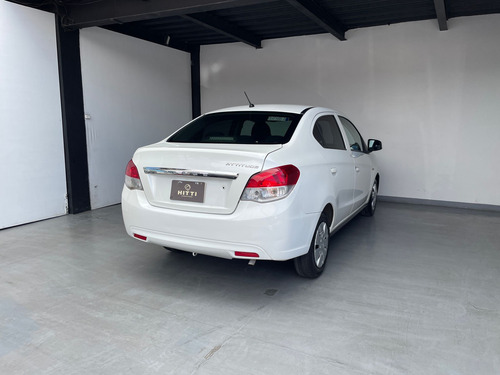 Dodge Attitude 1.2 Se At