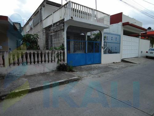 Venta Casa 2 Recamaras 2 Pisos Col. Benito Juarez Tuxpan Ver.