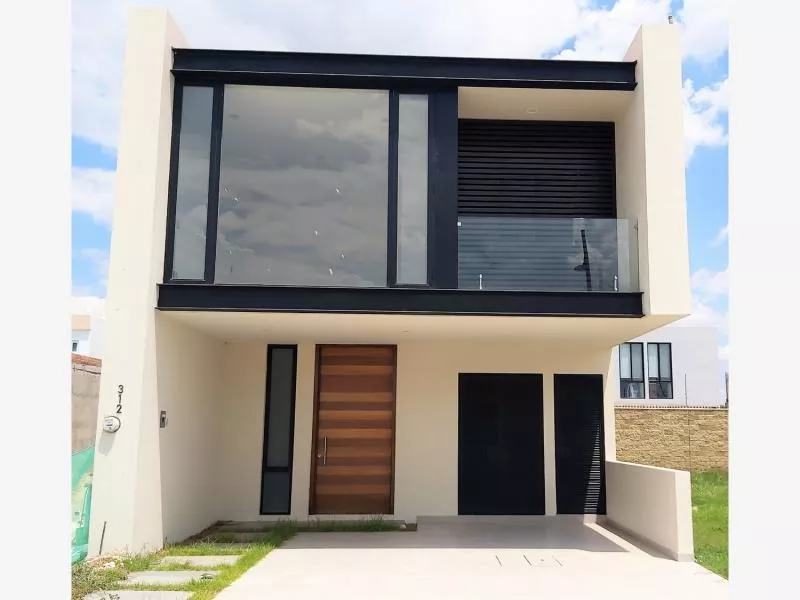 Casa Sola En Venta El Mayorazgo Residencial