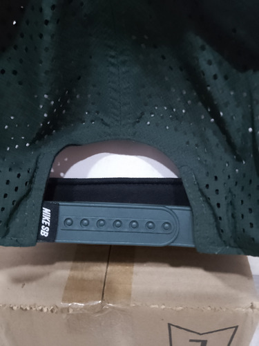 Gorra Nike Sb( Usado) Verde Musgo Xl