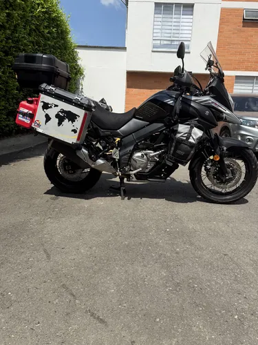 V-strom 650 Xt Modelo 2020 Color Negro