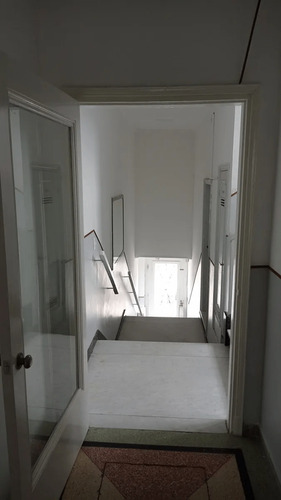 Alquiler Apartamento 1 Dormitorio En Pocitos Bajos Gastos Comunes