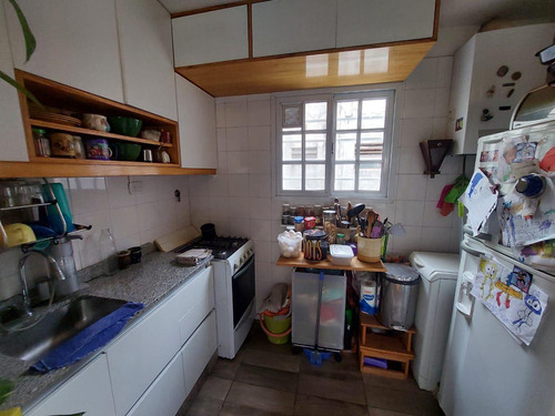 Ph En Primer Piso Por Escalera A La Venta!