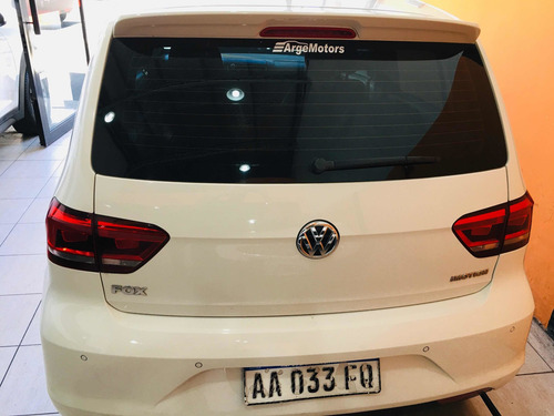 Imagen 7 de 22 de Volkswagen Fox 2016 1.6 Highline Imotion U/dña Argemotors