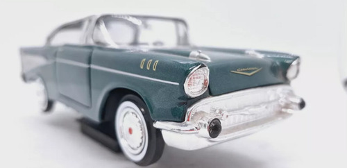 1957 Chevy Bel Air 1:24 Motormax - Superautitos