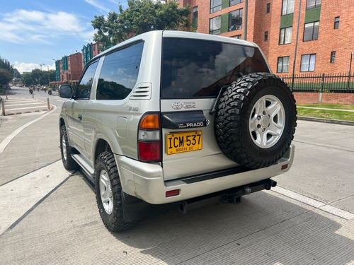 Imagen 8 de 14 de Toyota Prado Sumo 2.7 Mt 4x4