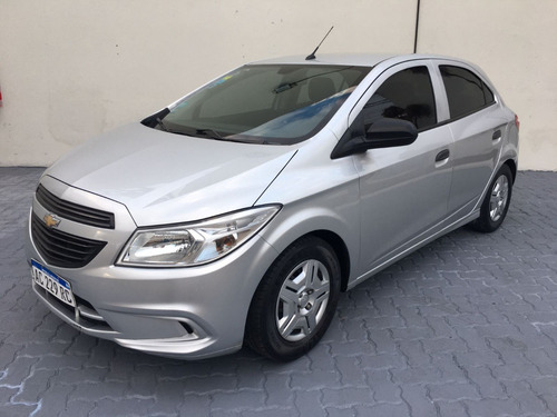 Imagen 3 de 9 de Chevrolet Onix Joy Ls + 2017 Gnc