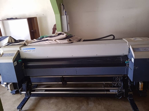 Imagen 2 de 3 de Plotter Solvente Color Painter 64s