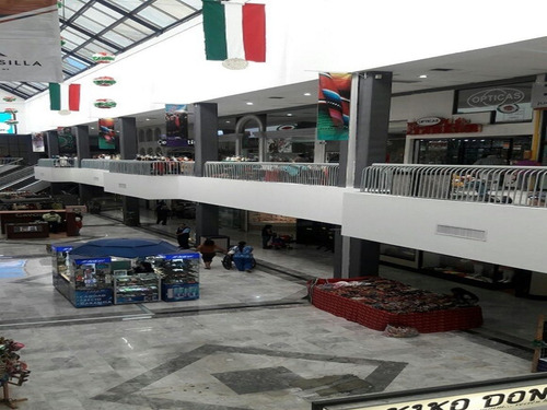 Imagen 3 de 11 de Local Plaza Comercial En Renta, Monterrey, Nuevo León