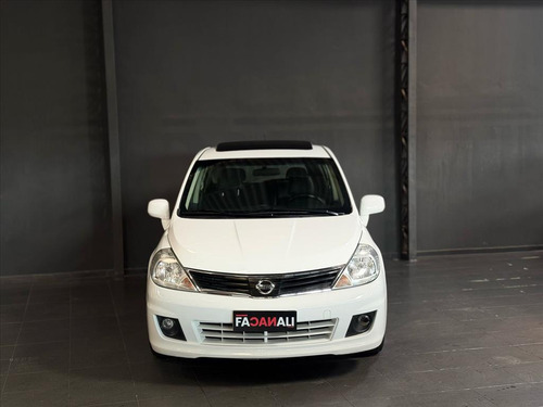 Nissan Tiida 1.8 SL 16V FLEX 4P AUTOMÁTICO