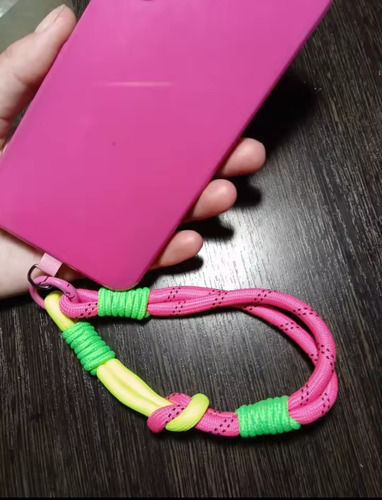 Funda Para Iphone 16 Plus + Correa + Mica + Envio Gb02 Fucsia