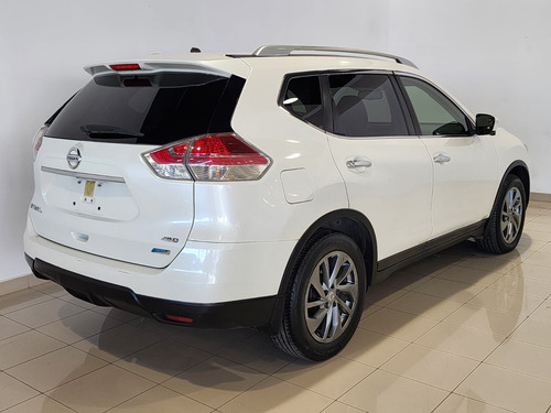Nissan X-Trail 2.5 Exclusive 3 Row Mt