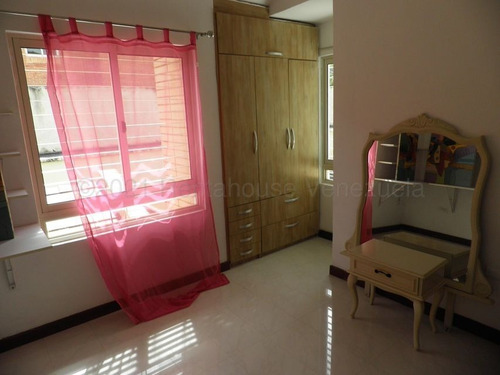 Imagen 10 de 10 de Eloisa Mejia Rentahouse Vende Townhouse En Trigal Norte Valencia 22-4129