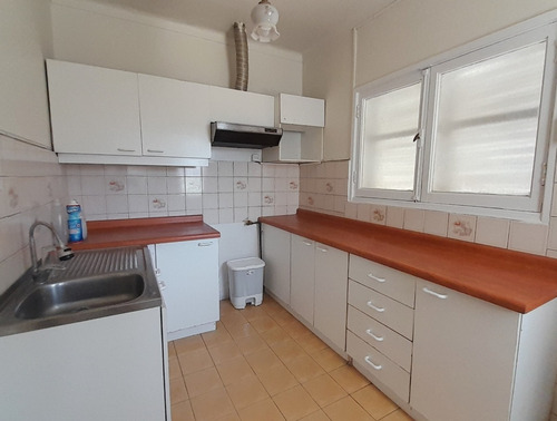 Arrienda Tradicional Casa Miraflores 220 M2 Útiles