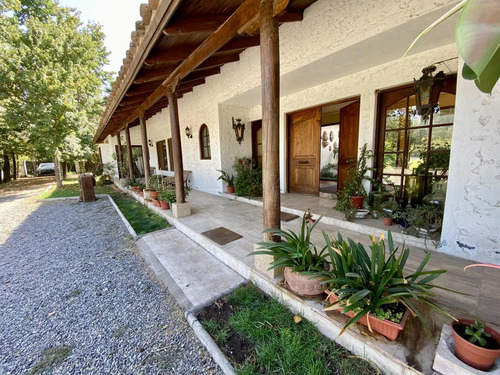 Preciosa Casa En Condominio Calera De Tango