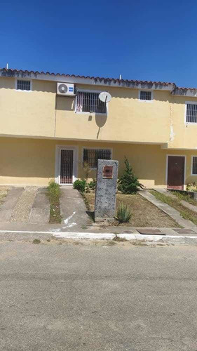 Imagen 2 de 12 de Casa Santa Rosa, Cua