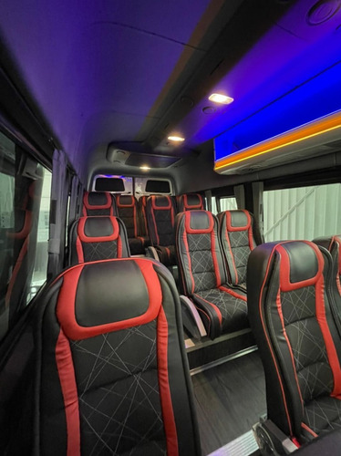 Imagen 2 de 9 de Sprinter Xl 516 Turismo Sport Mod. 2022