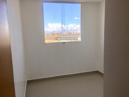 Maribel Morillo & Naudy Escalona/ Cómodo Apartamento En Zona Oeste En Venta En Urb. Alta Vista Barquisimeto Lara, Venezuela/ 2 Dormitorios 2 Baños 72 M²