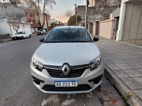 Renault Logan life 1.6 1.6