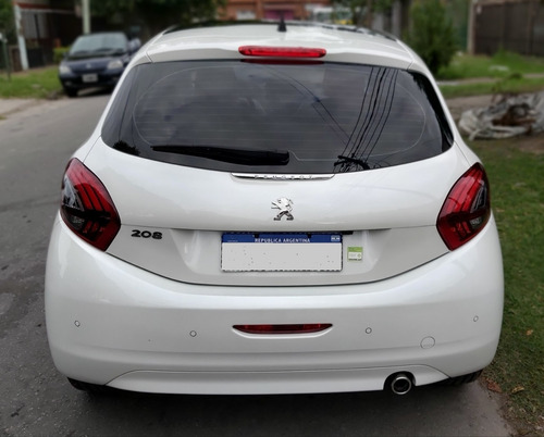 Peugeot 208 1.6 Feline M/t Año 2019