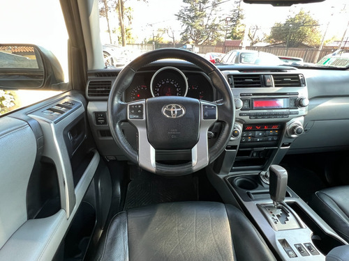 Imagen 11 de 25 de Toyota 4runner Limited 2012 Full Cuero Techo 3 Corridas
