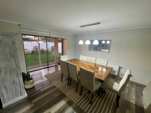 Excelente Casa En Venta / Sector Av. Pablo Neruda