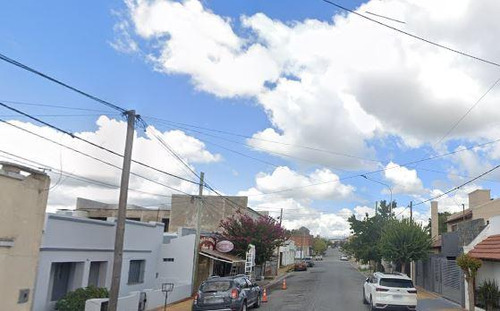 Departamento En Venta - 1 Dormitorio 1 Baño - Cochera - 52mts2 - Tandil