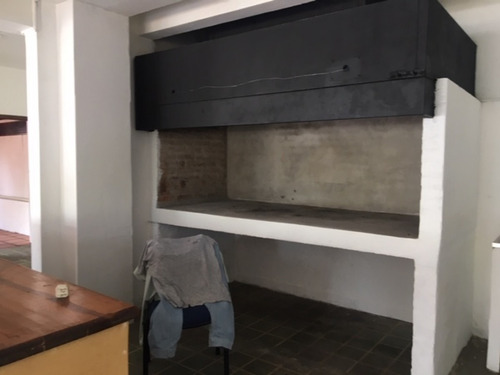 Local En Punta Del Este, Mansa- Ref: 7959