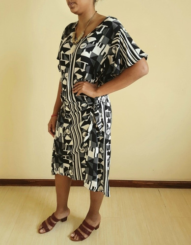 Imagem 4 de 8 de Vestido Tecido Sofhos