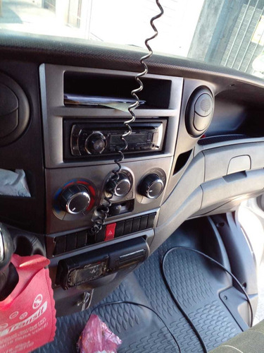 Imagem 4 de 15 de Iveco 35s14